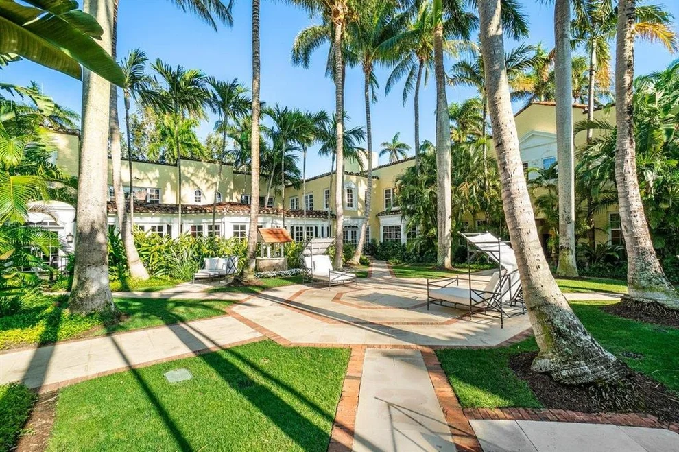 Unit for sale at 301 Australian Avenue, Palm Beach, FL 33480