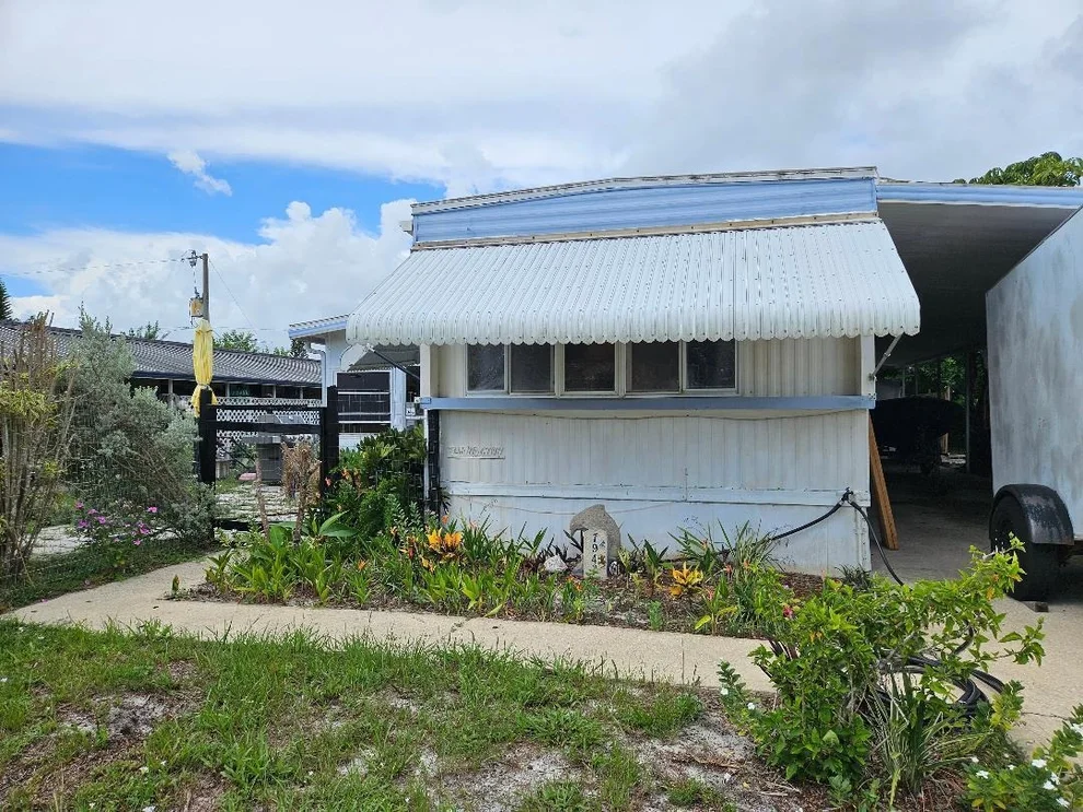Unit for sale at 7942 SE SKYLARK Avenue, Hobe Sound, FL 33455