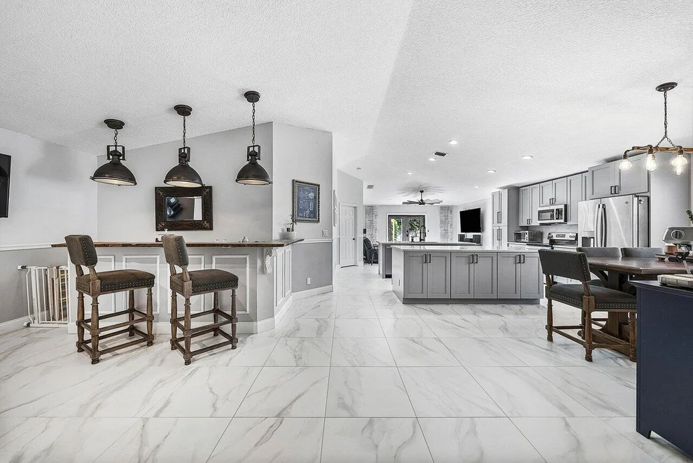 Unit for sale at 5230 Canoe Bend Drive, Lake Worth, FL 33463