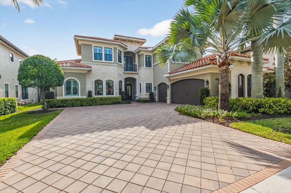 Unit for sale at 8277 Hawks Gully Avenue, Delray Beach, FL 33446