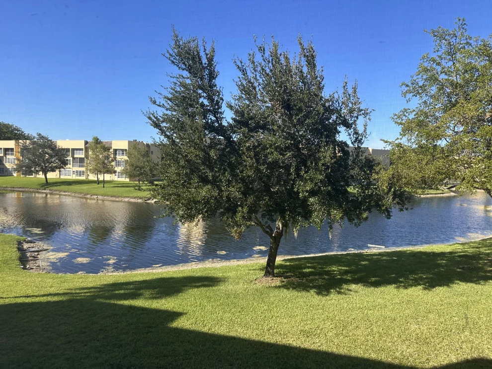 Unit for sale at 5980 NW 64th Avenue, Tamarac, FL 33319