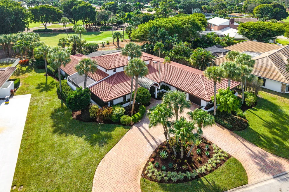 Unit for sale at 112 Glenbrook Court, Atlantis, FL 33462