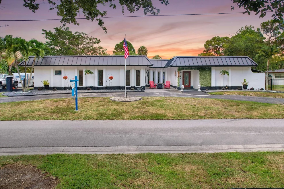 Unit for sale at 124 E Palm Drive, Margate, FL 33063