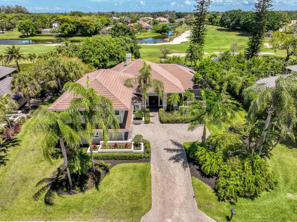 Unit for sale at 185 Thornton Drive, Palm Beach Gardens, FL 33418