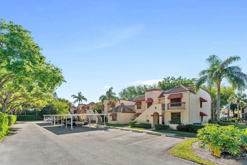Unit for sale at 23032 Island View, Boca Raton, FL 33433