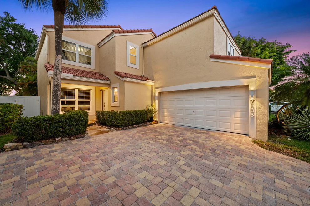 Unit for sale at 7685 NW 61st Terrace, Parkland, FL 33067