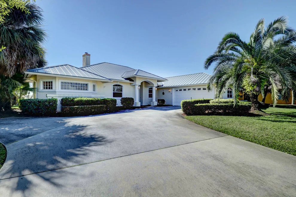Unit for sale at 4910 SW Lake Grove Ci Circle, Palm City, FL 34990