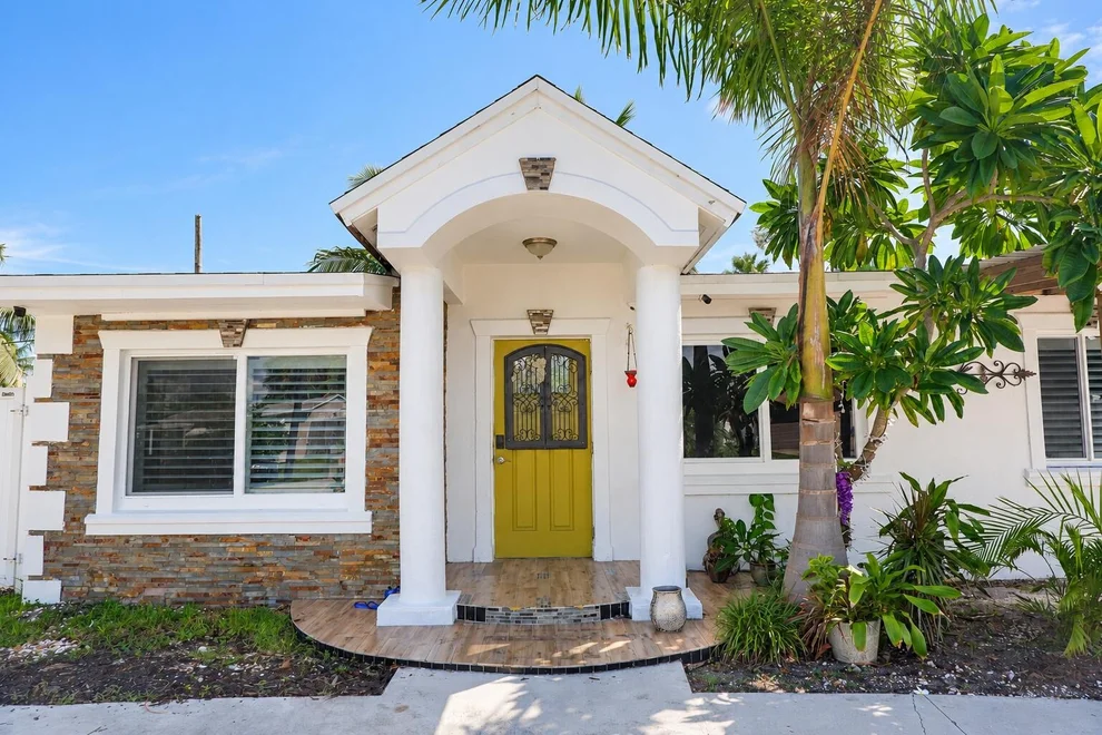 Unit for sale at 2574 NE 14TH Terrace, Pompano Beach, FL 33064