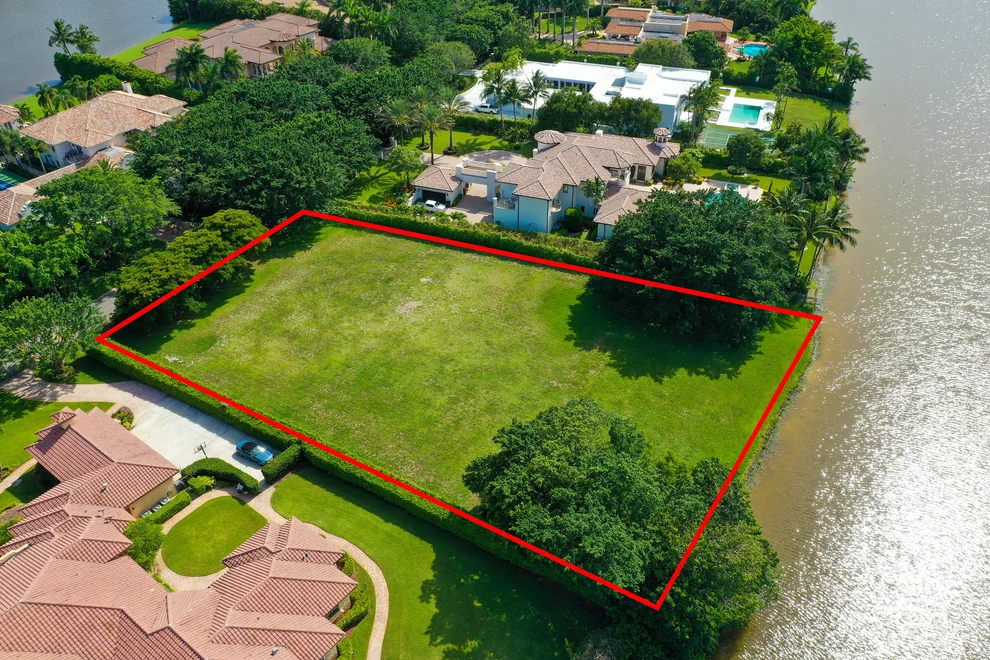 Unit for sale at 8719 Twin Lake Drive, Boca Raton, FL 33496