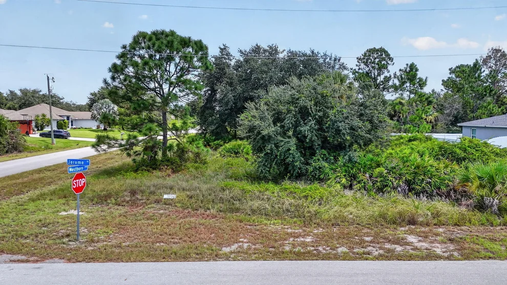 Unit for sale at 720 Jerome Street, Lehigh Acres, FL 33972