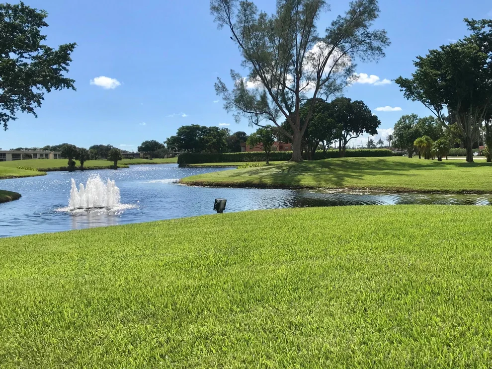 Unit for sale at 706 Normandy O, Delray Beach, FL 33484