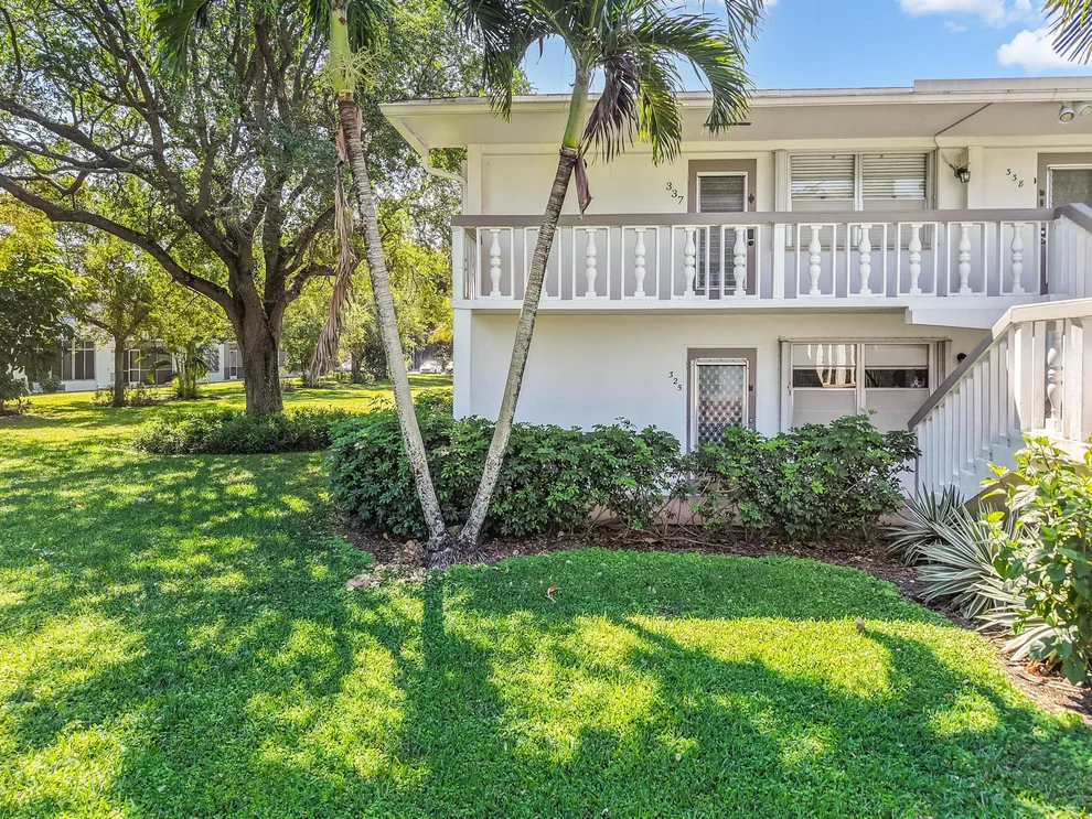 Unit for sale at 325 Tilford P, Deerfield Beach, FL 33442