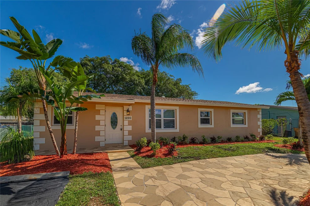 Unit for sale at 1220 SW 6th Terrace, Deerfield Beach, FL 33441