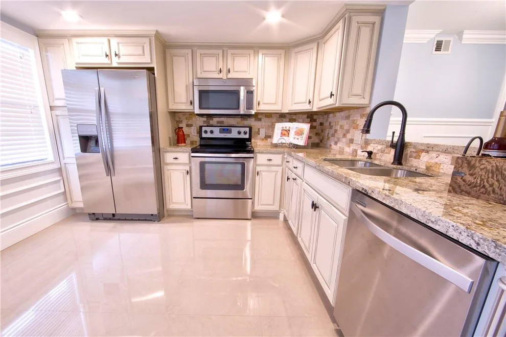 Unit for sale at 2001 Granada Drive, Coconut Creek, FL 33066