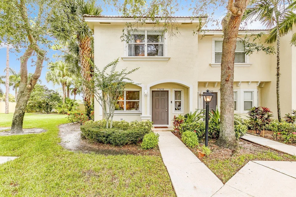 Unit for sale at 13490 Old Englishtown Road, Wellington, FL 33414