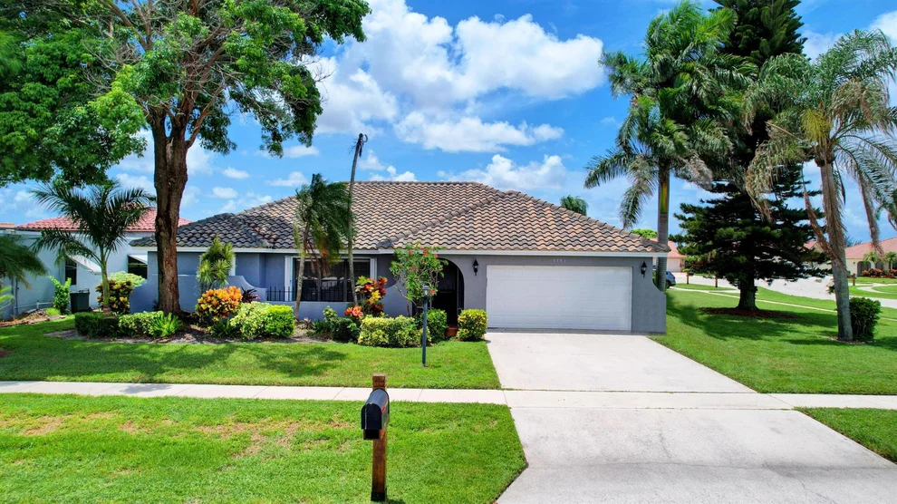 Unit for sale at 5391 Alta Way, Lake Worth, FL 33467
