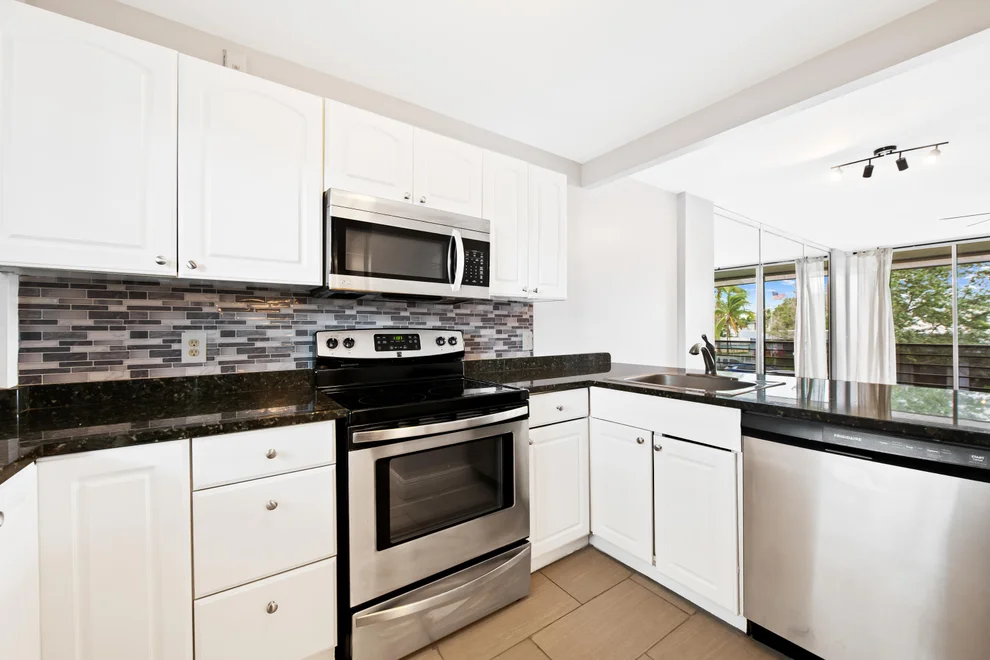 Unit for sale at 113 Royal Park Drive, Oakland Park, FL 33309