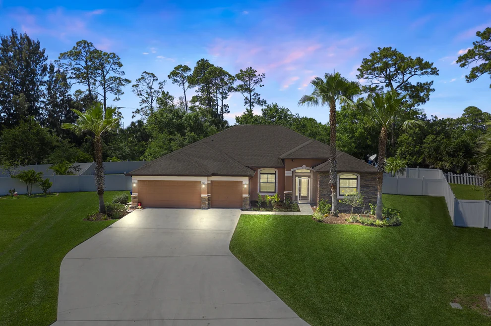 Unit for sale at 4823 Ashley Lake Circle, Vero Beach, FL 32967