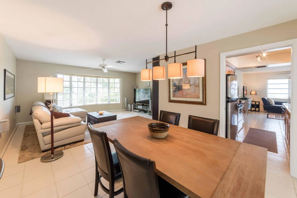 Unit for sale at 275 NE Olive Way, Boca Raton, FL 33432