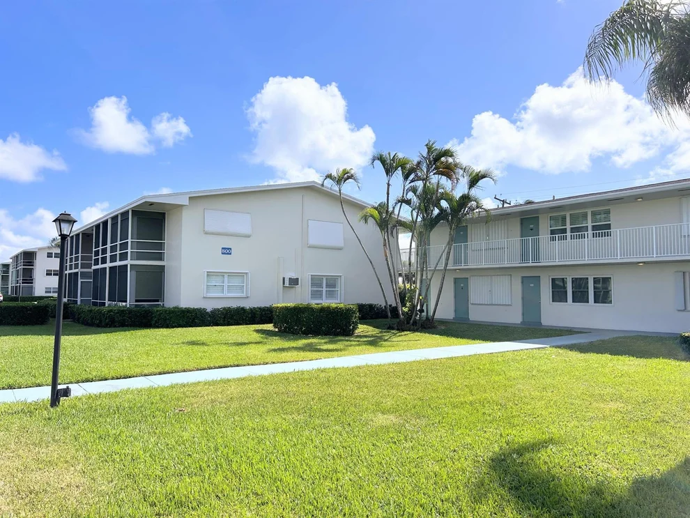 Unit for sale at 800 Horizons W, Boynton Beach, FL 33435