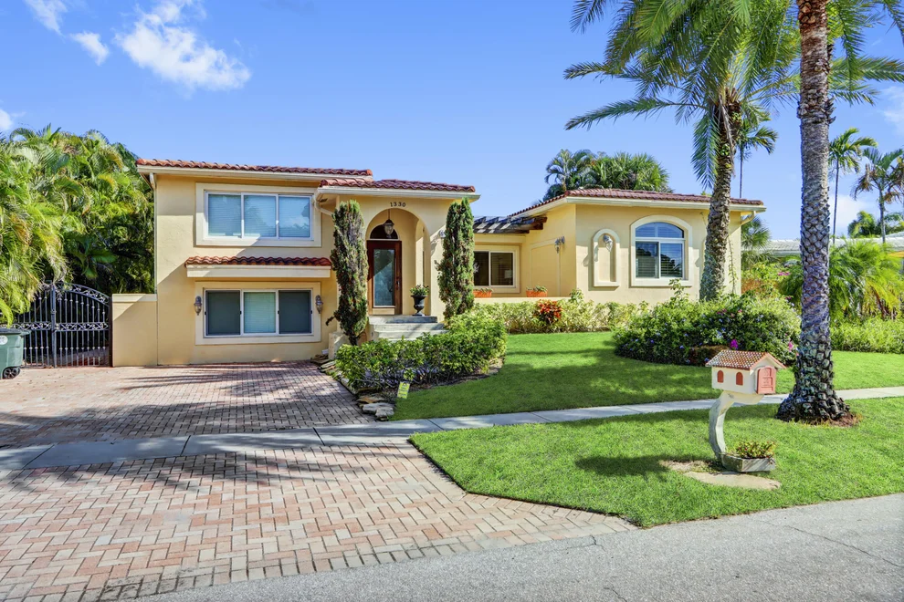 Unit for sale at 1330 NE 4th Avenue, Boca Raton, FL 33432