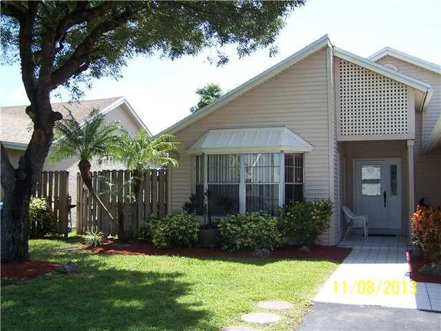 Unit for sale at 4432 NW 99th Way, Sunrise, FL 33351