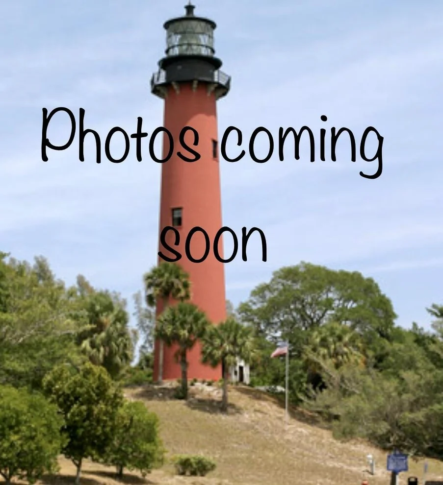 Unit for sale at 296 SE Bloxham Way, Stuart, FL 34997