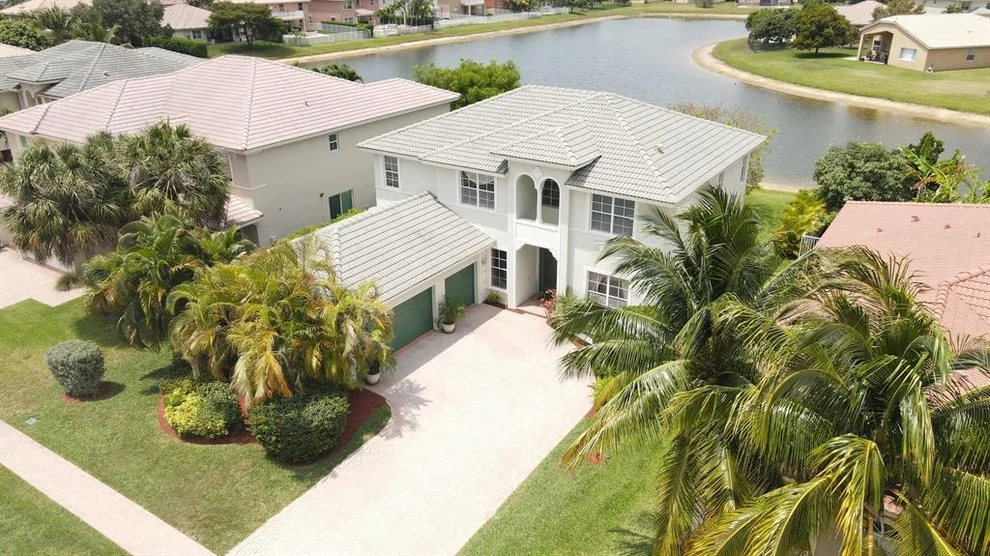 Unit for sale at 161 Bella Vista Way, Royal Palm Beach, FL 33411