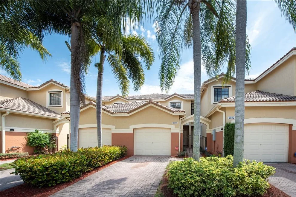 Unit for sale at 4080 Timber Cove Lane, Weston, FL 33332