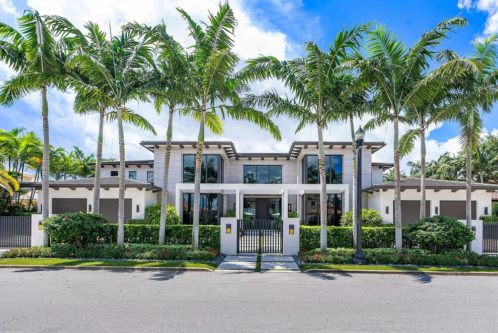 Unit for sale at 144 W Coconut Palm Road, Boca Raton, FL 33432