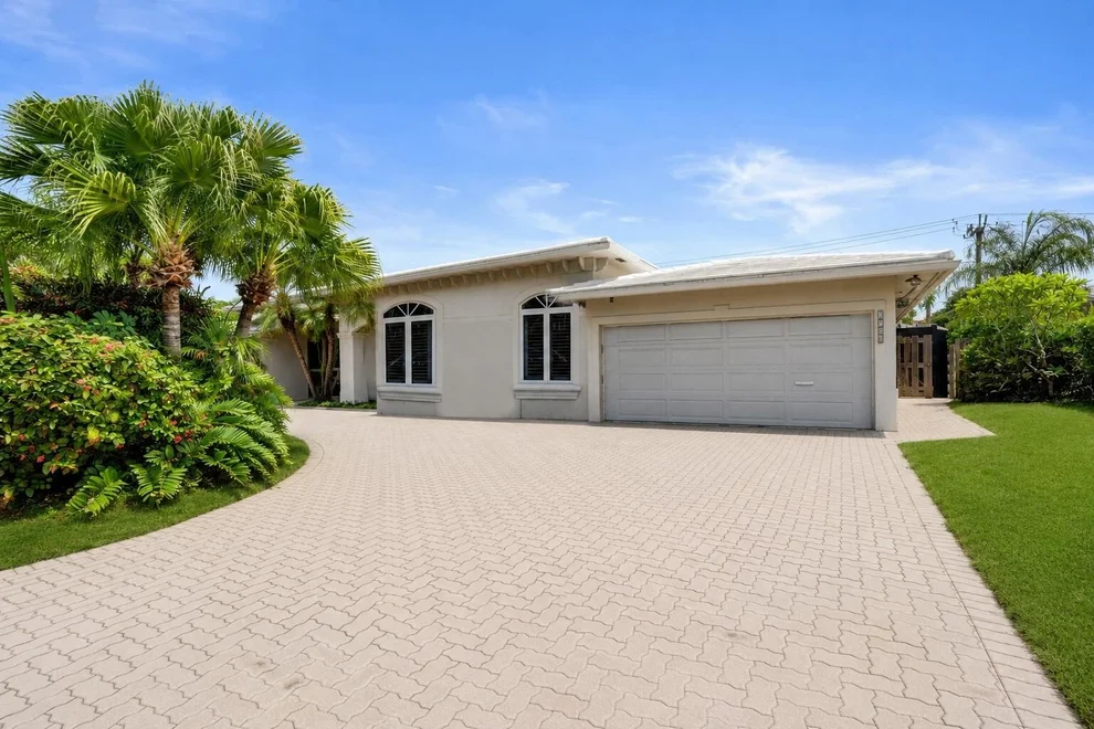 Unit for sale at 2756 NE 35th Street, Fort Lauderdale, FL 33306