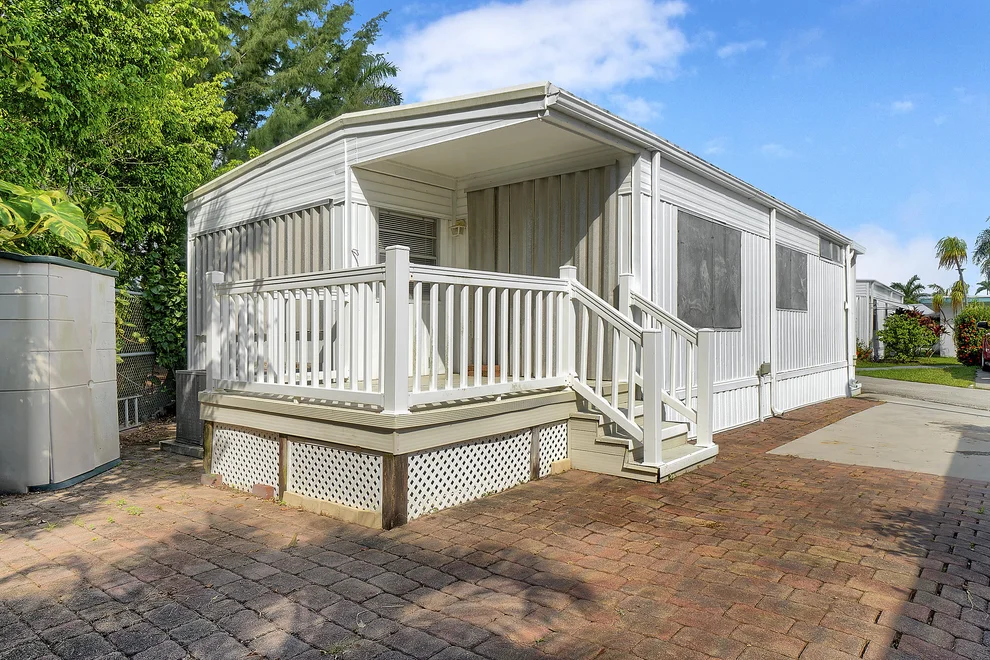 Unit for sale at 207 Cardinal Drive, Briny Breezes, FL 33435