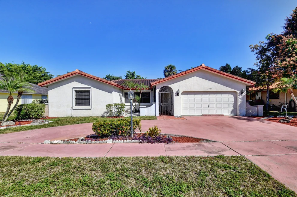 Unit for sale at 7011 San Sebastian Circle, Boca Raton, FL 33433
