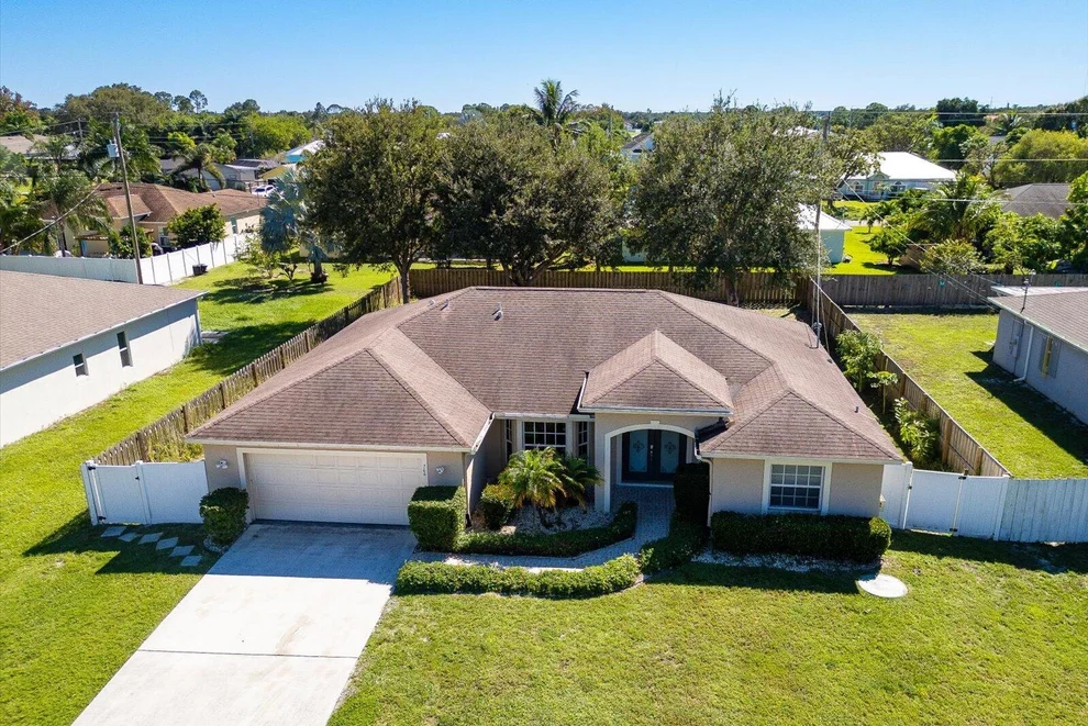 Unit for sale at 766 SW Mccullough Avenue, Port St Lucie, FL 34953