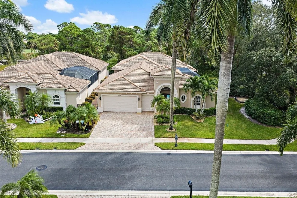 Unit for sale at 200 Montant Drive, Palm Beach Gardens, FL 33410