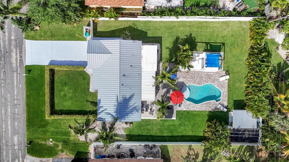 Unit for sale at 147 SW 25th Avenue, Boynton Beach, FL 33435
