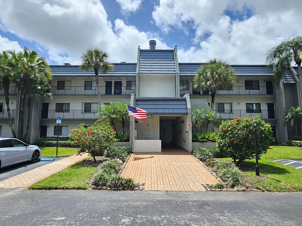 Unit for sale at 4833 Esedra Court, Lake Worth, FL 33467