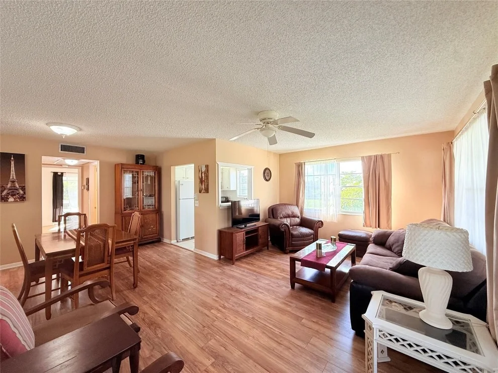 Unit for sale at 204 Oakridge M, Deerfield Beach, FL 33442