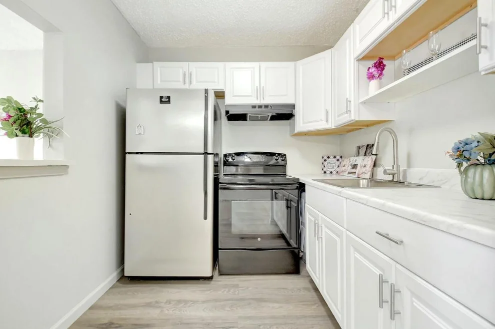 Unit for sale at 143 Sussex H, West Palm Beach, FL 33417