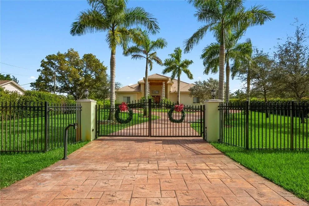 Unit for sale at 6306 NW 66th Way, Parkland, FL 33067