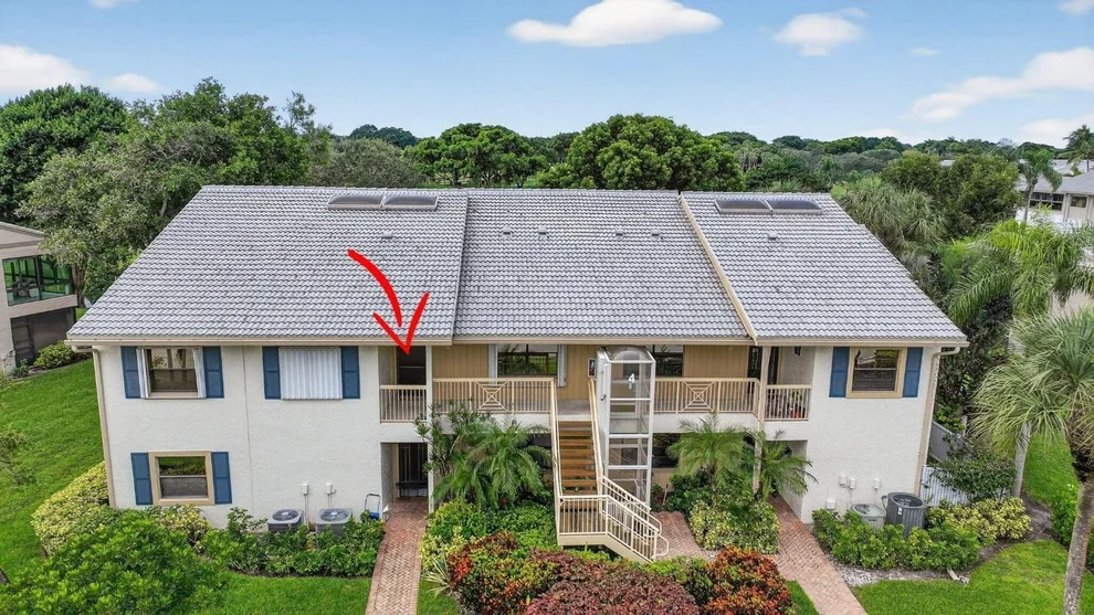 Unit for sale at 4 Eastgate Drive, Boynton Beach, FL 33436