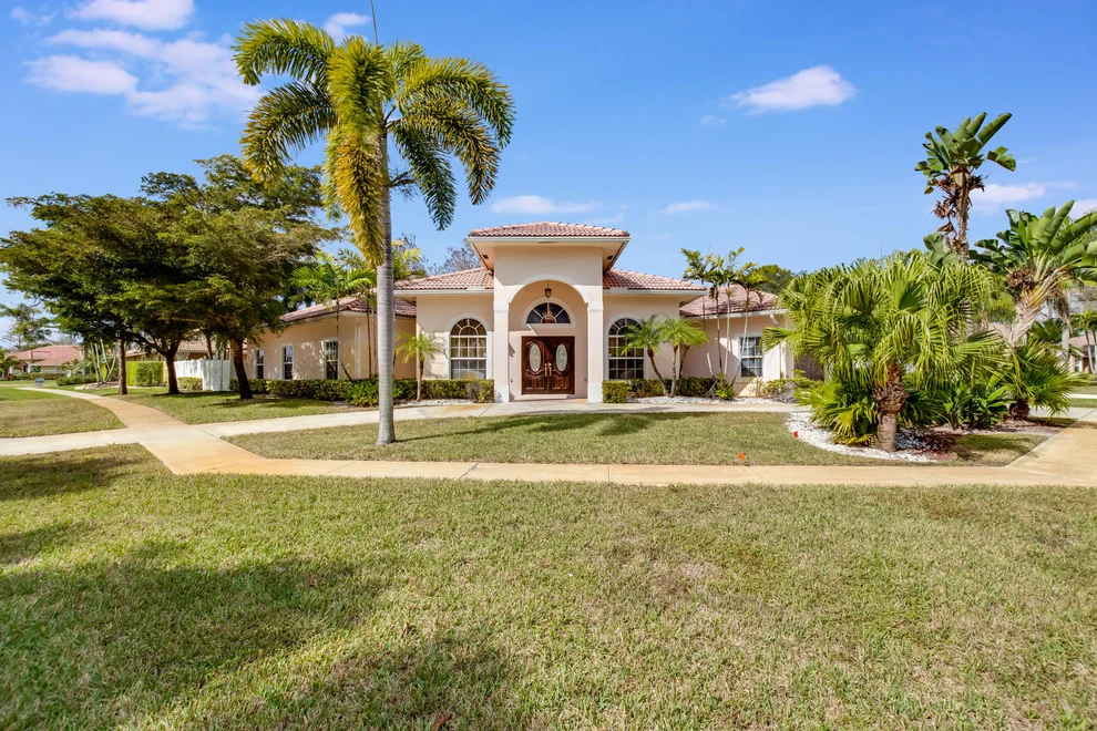 Unit for sale at 13550 Callington Drive, Wellington, FL 33414