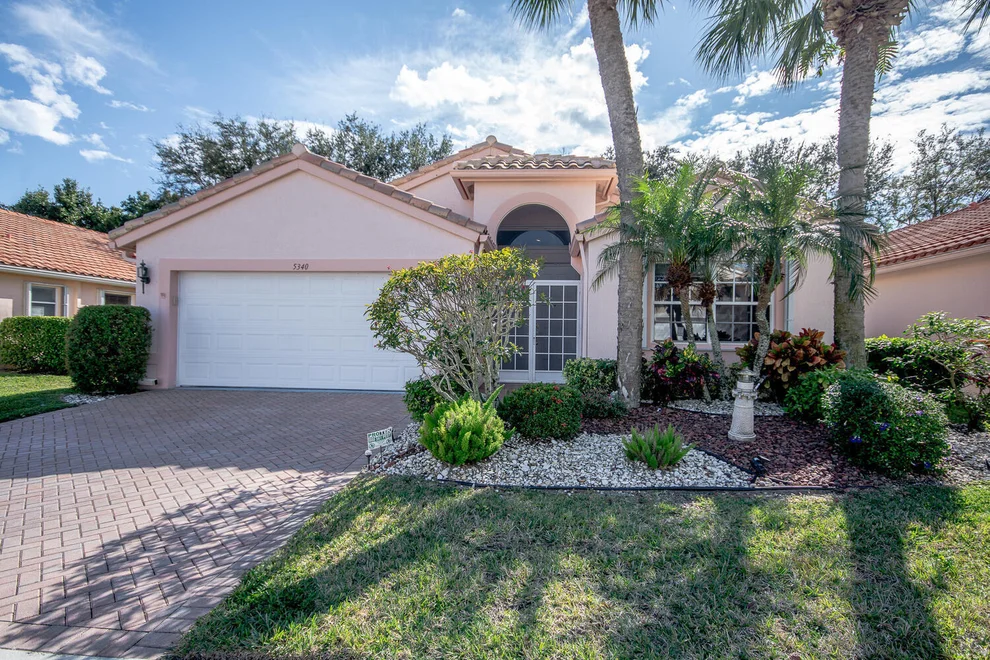 Unit for sale at 5340 Wycombe Avenue, Boynton Beach, FL 33437