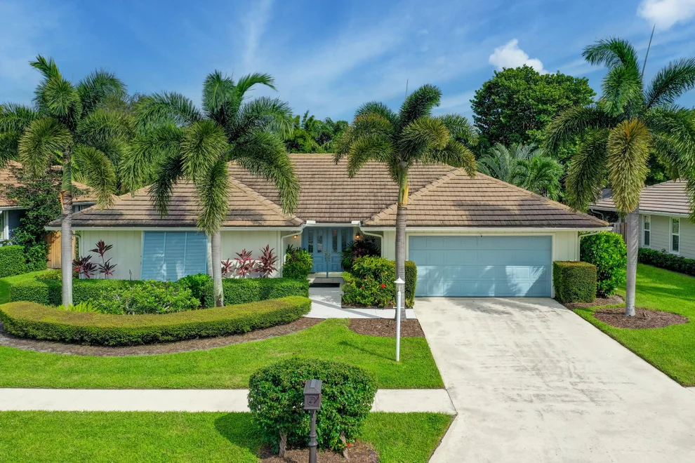 Unit for sale at 2558 Monaco Terrace, Palm Beach Gardens, FL 33410