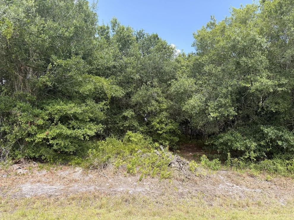Unit for sale at 2646 NW 53rd Terrace, Okeechobee, FL 34972