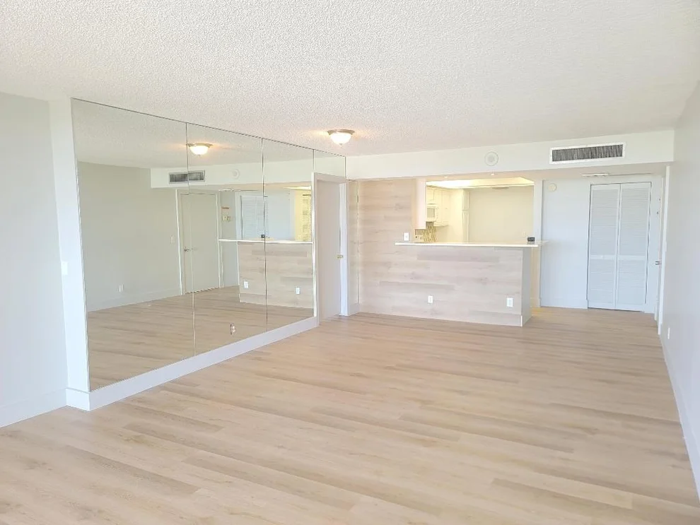 Unit for sale at 2425 Presidential Way, West Palm Beach, FL 33401