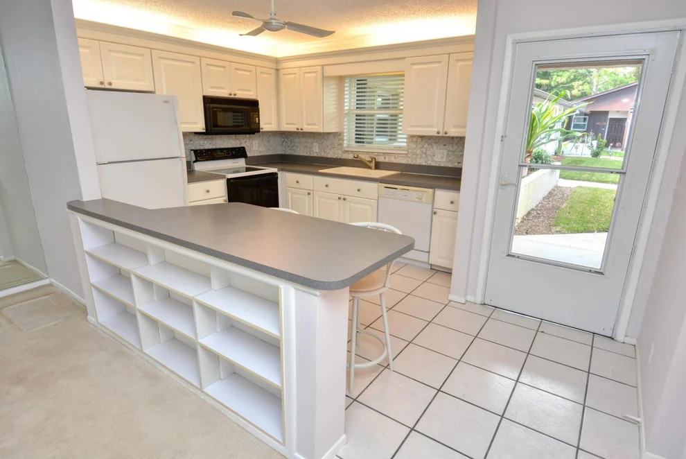 Unit for sale at 6531 SE Federal Highway, Stuart, FL 34997