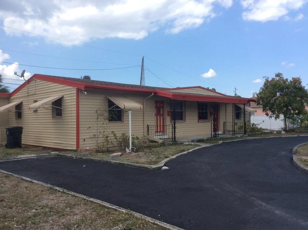 Unit for sale at 320-322 9 Street, Lake Park, FL 33403
