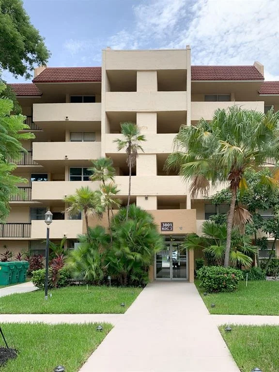 Unit for sale at 3801 Environ Boulevard, Lauderhill, FL 33319