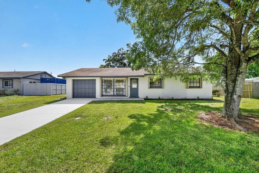 Unit for sale at 432 W Shadyside Circle, West Palm Beach, FL 33415
